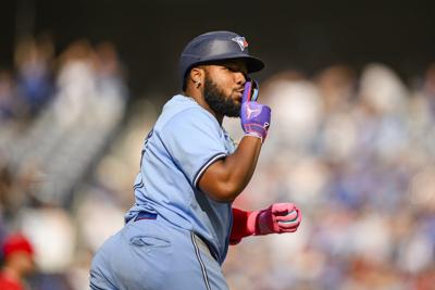 Reports: Blue Jays, Guerrero avoid arbitration with one-year contract