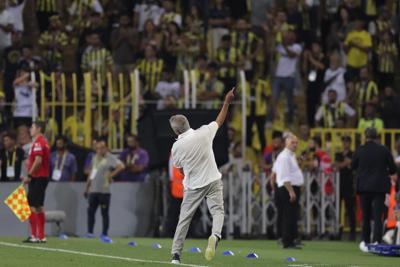 Canada's David scores to stop Mourinho's Fenerbahce from reaching revamped Champions League