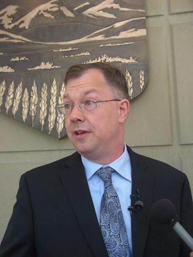'Unprofessional': Two lawyers barred from practising in Manitoba after judge followed
