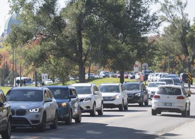 Connected cars pose privacy issues, Quebec report says