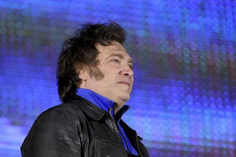 Milei echoes Trump with fraud claims that inject uncertainty into Argentina's presidential runoff