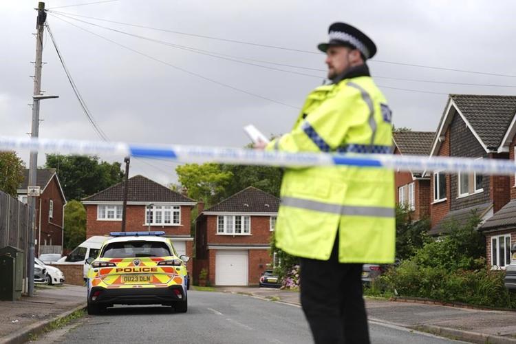 UK police are searching for a man after wife, daughters of BBC commentator killed