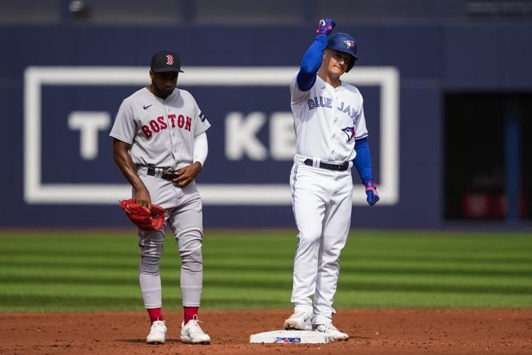 Chapman hits winning double as Blue Jays complete sweep of Red Sox with 3-2 victory