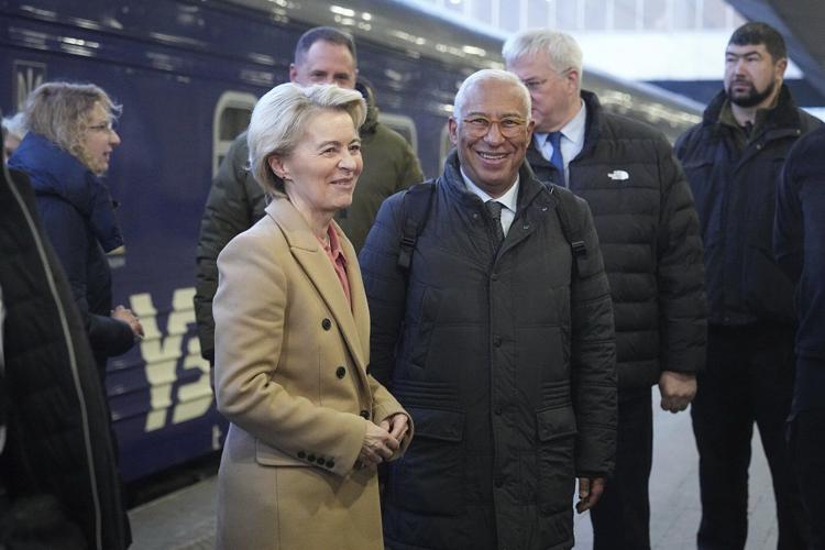 Western leaders visit Kyiv and pledge military support against Russia on the war's 3rd anniversary