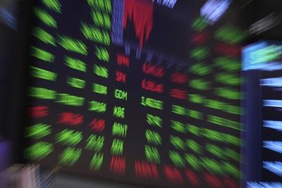 S&P/TSX composite up in late-morning trading, U.S. stock markets mixed