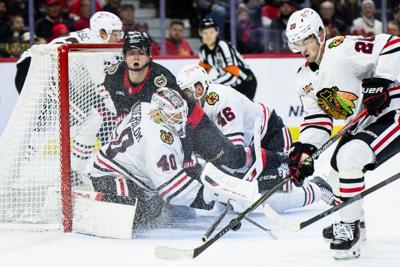 Senators score three goals in third period of 6-4 win over Blackhawks