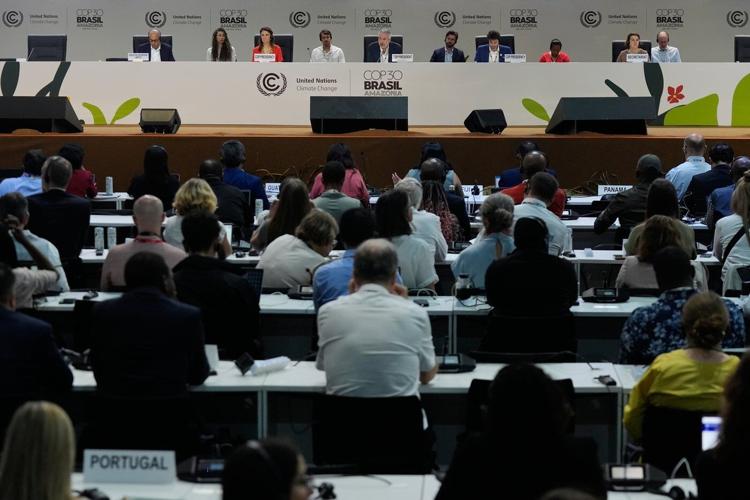 Nations and environmental groups slam proposals at UN climate talks, calling them too weak