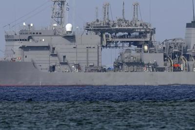 2 bodies lifted from sea after Japan army helicopter crash