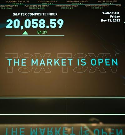 Les marchés clôturent en baisse, toujours embêtés par les faillites bancaires
