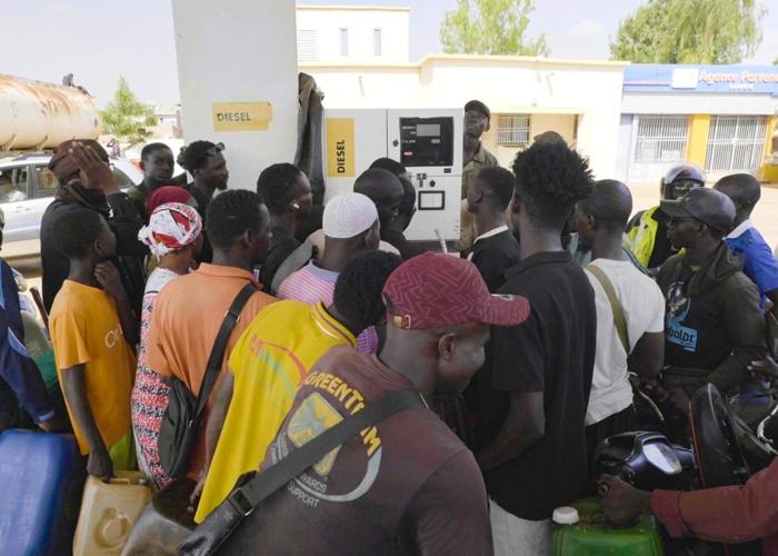 Senior US official praises Mali's military junta in fight against armed groups as pressure mounts