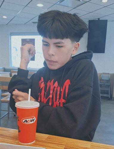 Searchers from Manitoba arrive in Edmonton to look for teen missing all summer