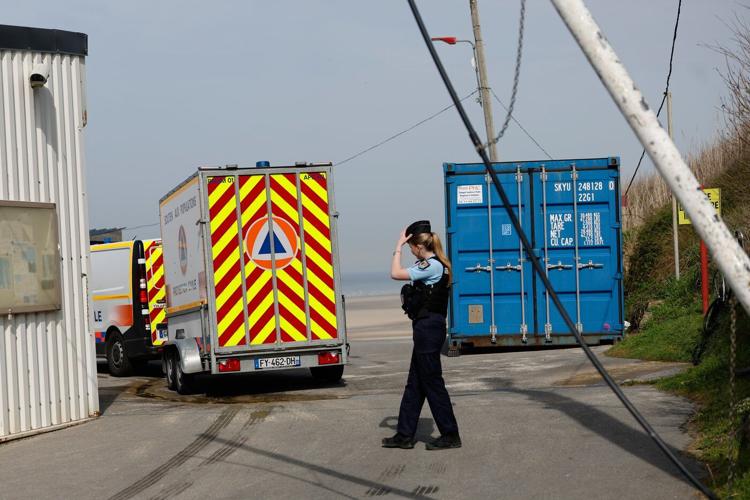 Suspect arrested in England after 4 die in failed channel crossing from France to UK