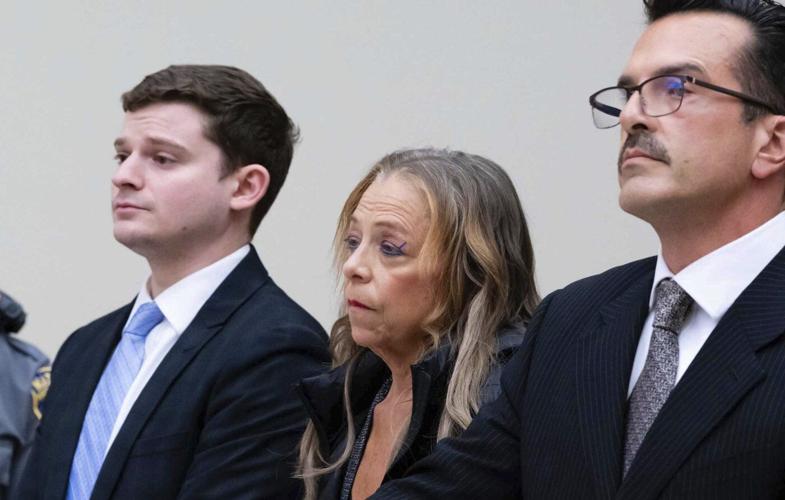 Family seeks reunion with man who says he was held captive for 2 decades