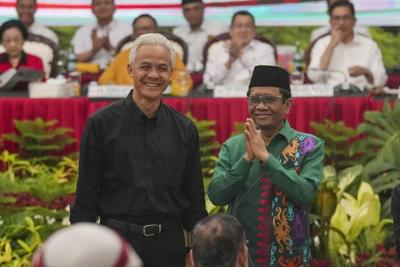 Indonesia's ruling party picks top security minister to run for VP in next year's election