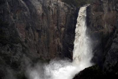 Campgrounds at California’s Yosemite ɫֱ Park to close over flood threat as snowpack melts