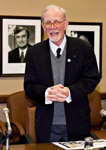 Parti Québécois announces death of former minister Jacques-Yvan Morin