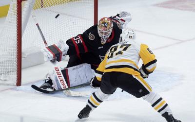 Ullmark's surprise start helps Senators beat Penguins 3-2 in OT
