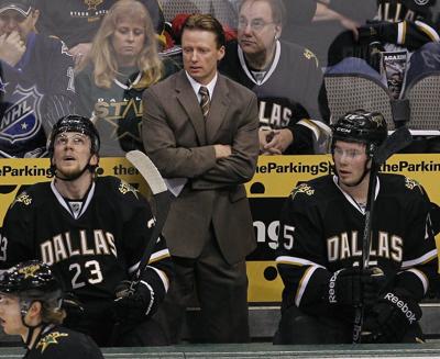 Stars hire Oilers assistant Glen Gulutzan as head coach, his second stint with Dallas