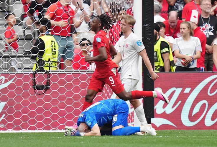 Canada falls 2-1 to Switzerland, advances to FIFA World Cup knockout round