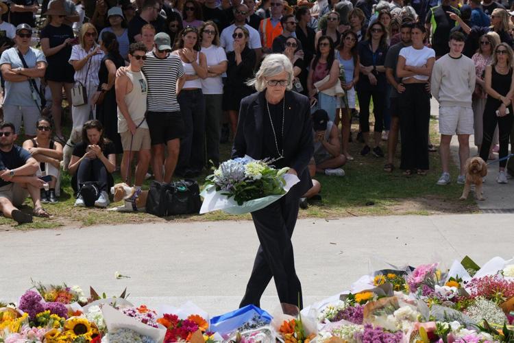 Australian Prime Minister Albanese proposes tougher national gun laws after mass shooting in Sydney