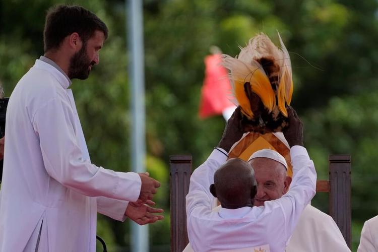 Pope Francis enters Papua New Guinea's remote jungles with humanitarian aid and toys