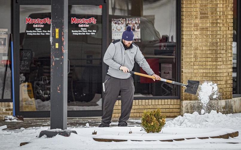 14 confirmed dead due to Tennessee winter storm, as Oregon reels from deadly barrage of ice