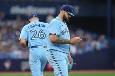 Juan Soto powers Padres past Blue Jays 9-1; Toronto's win streak ends at four