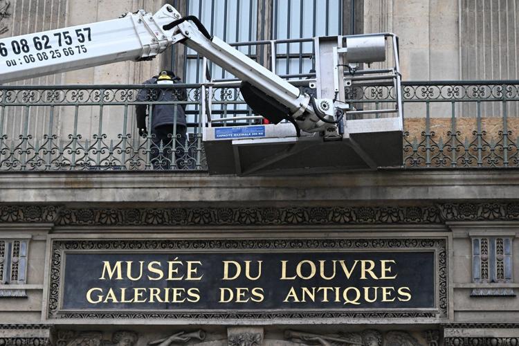 Louvre tightens security after $102M jewel heist, installs bars on infamous window
