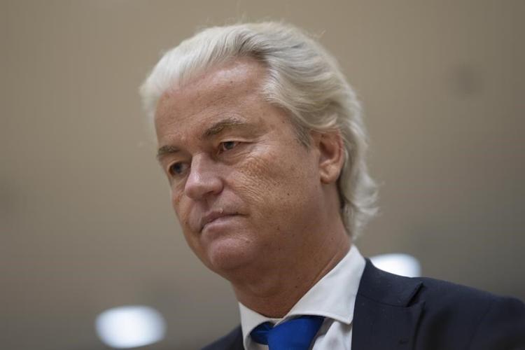 Dutch lawmaker Wilders wants to deport those convicted of violence against Israeli soccer fans