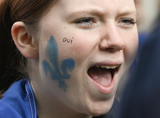 Hundreds of Montrealers join march calling for Quebec independence