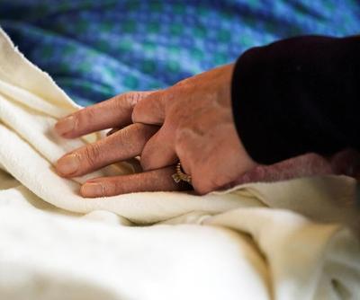 Des infirmières praticiennes qui administrent l'AMM ne sont toujours pas payées