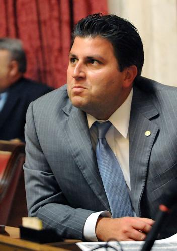 Newspaper executive and former West Virginia lawmaker Doug Skaff Jr. dies in highway accident at 48