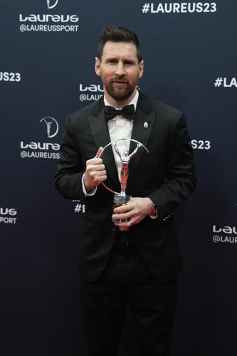 Lionel Messi's father says no deal agreed with a future club