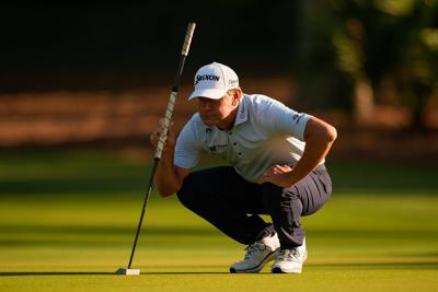 Glover, Hodges tied for John Deere Classic lead as 50-year-old Johnson lurks