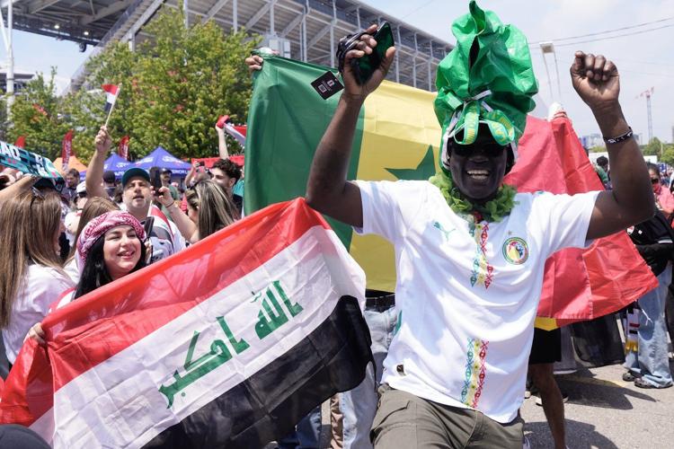 Senegal, Iraq fans fill stadium for Toronto's last World Cup group match