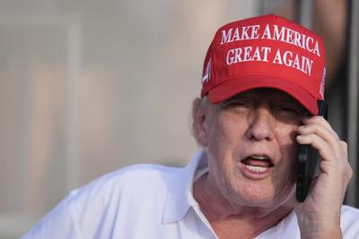Prosecutors urge Supreme Court to reject Trump's immunity claims in election subversion case
