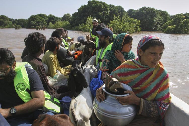 Pakistan’s southern Sindh province evacuates 100,000 people over flooding threat