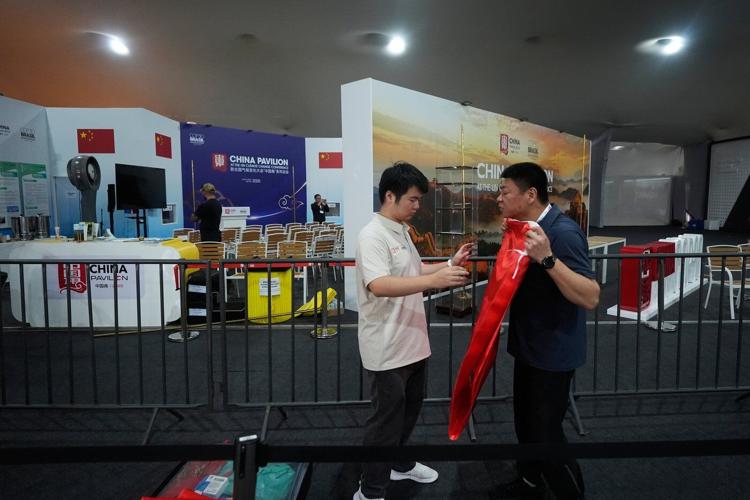 Nations and environmental groups slam proposals at UN climate talks, calling them too weak