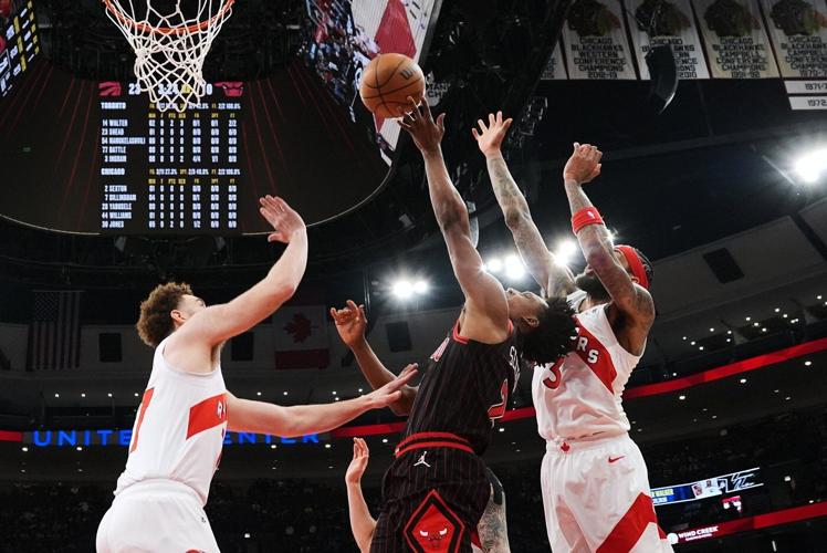 Barrett and Ingram help the Raptors cruise past the Bulls 139-109