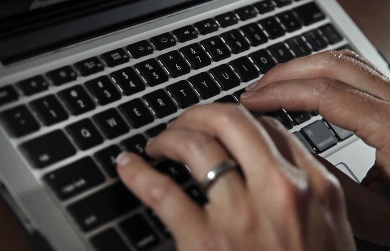 US to adopt new restrictions on using commercial spyware