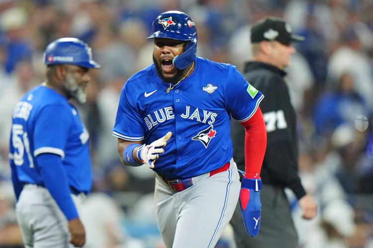 Photo-Gallery-BBO-World-Series-Game-Three-12