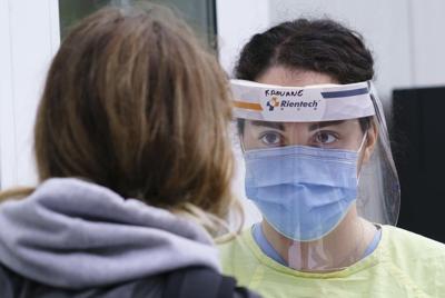 Focus on retaining nurses before recruiting nurses from other provinces: association