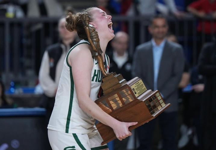 Grassick, Elgersma win Lois and Doug Mitchell Awards as U Sports top athletes