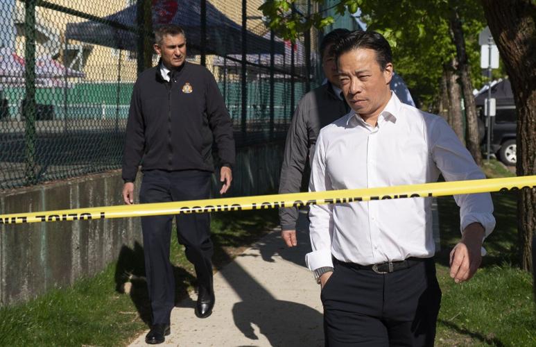 Mental health trouble leads to public safety issues, Vancouver's mayor says