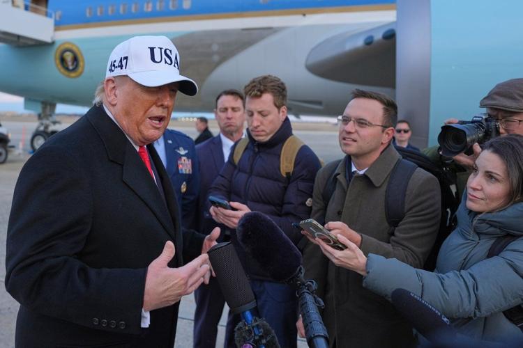 Trump threatens to halt federal money next month not only to sanctuary cities but also their states