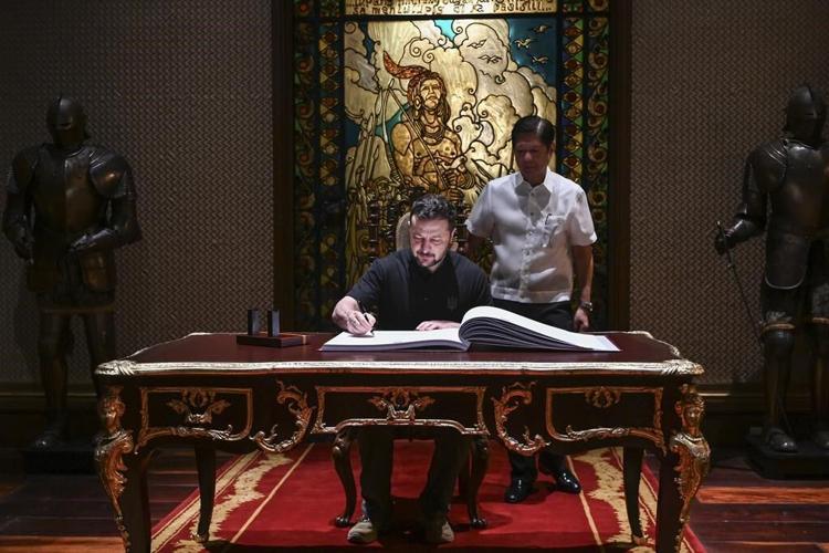 Zelenskyy in Philippines to promote peace summit he says China and Russia are trying to undermine