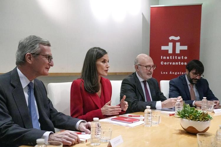 Spain鈥檚 Queen Letizia visits Los Angeles to promote language
