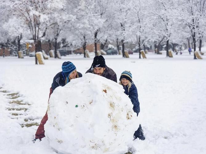 Millions in central US brace for snow, rain and floods