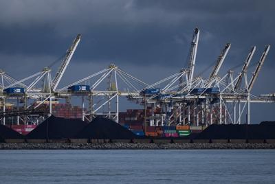 Border agents find half tonne of opium hidden in Vancouver-area shipping container