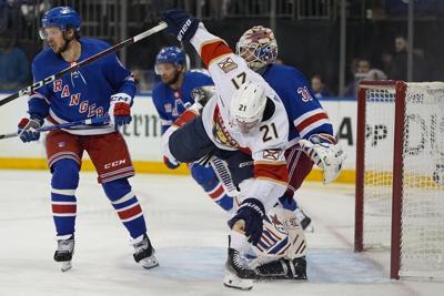 Nick Cousins returns for the Florida Panthers in Game 6 of the Stanley Cup Final
